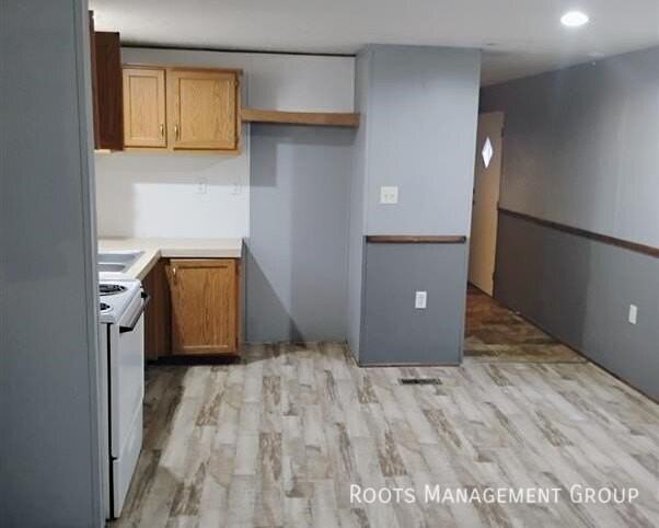 8725 Wabash Ave #117 - Photo 4 of 18