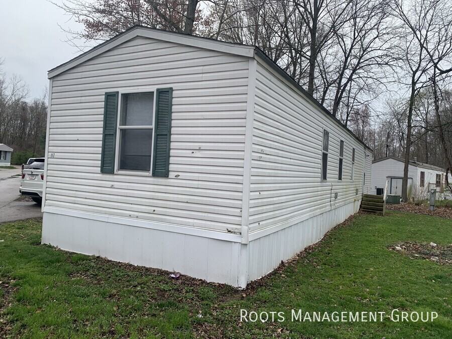 8725 Wabash Ave #117 - Photo 2 of 18