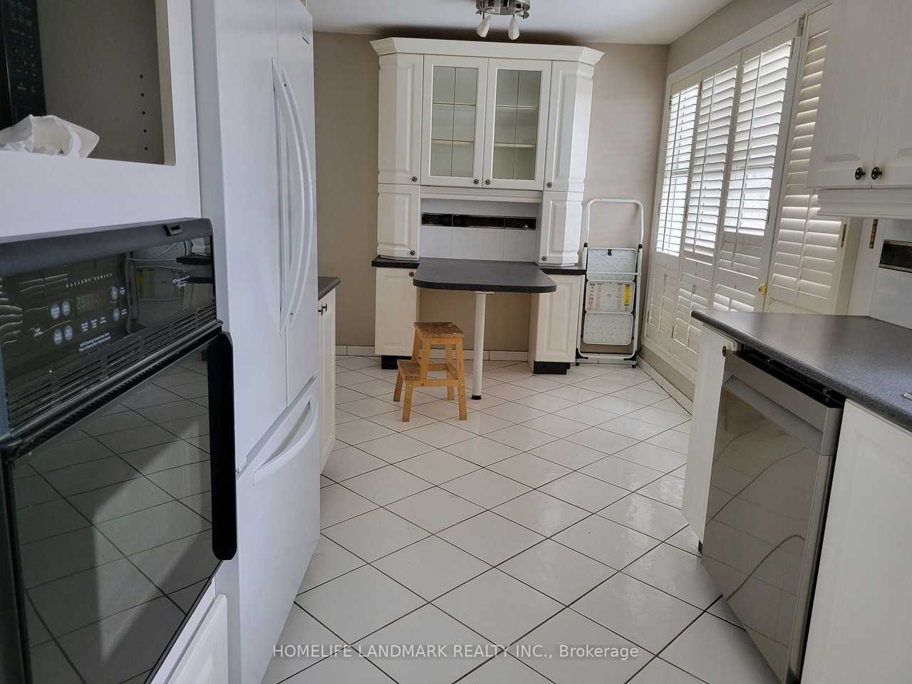 42 Saintfield Avenue - Photo 2 of 16