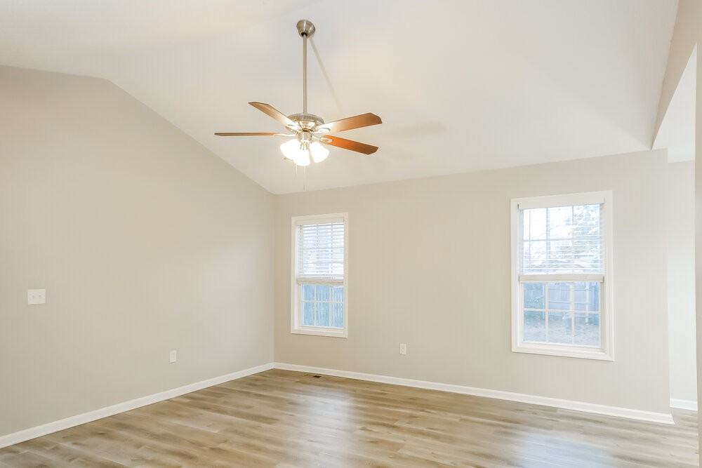 820 Turning Point Ln - Photo 3 of 16