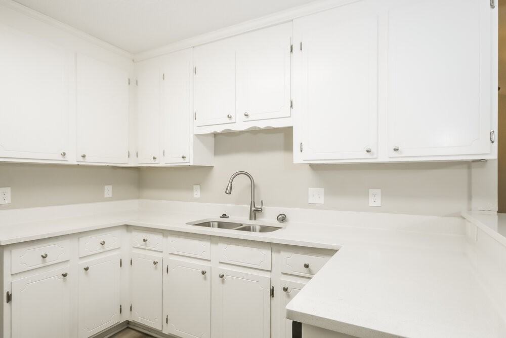 820 Turning Point Ln - Photo 6 of 16