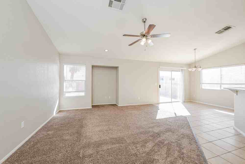 5320 French Lavender St - Photo 3 of 16