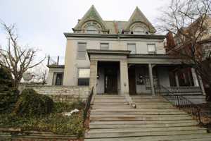 featured image of 1427 N Front St