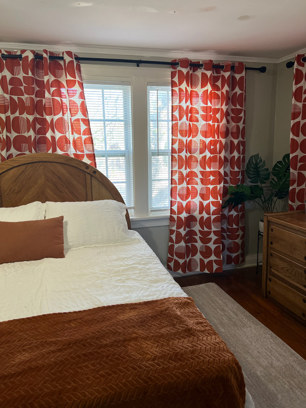 1140 S College Ave - Photo 4 of 17