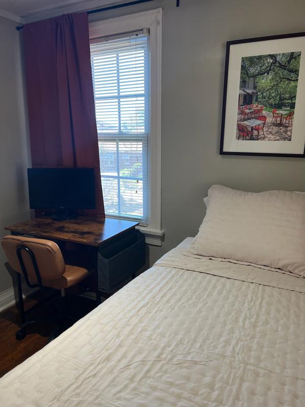 1140 S College Ave - Photo 6 of 17