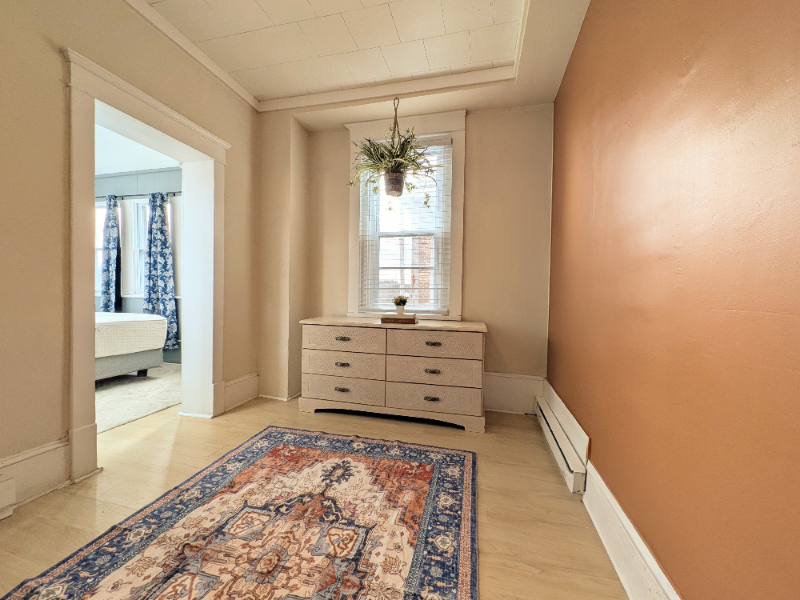 100 East - Photo 6 of 14