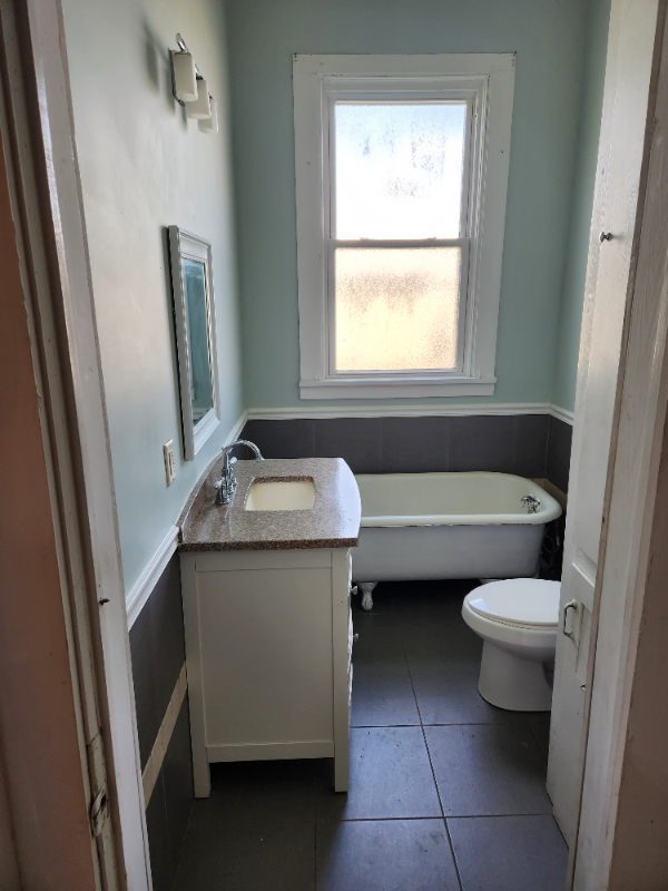 136B E Washington St - Photo 5 of 8