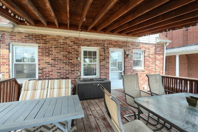 2008 West Philadelphia Street - Photo 4 of 16