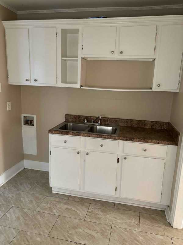 3067 Pershing Ave - Photo 2 of 15