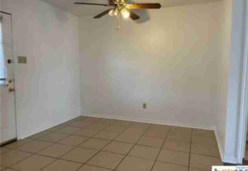 1805 Cedarhill Dr #A - Photo 6 of 12