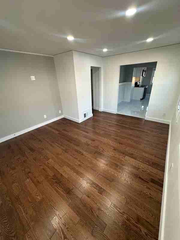 12772 Castle St - Photo 3 of 11