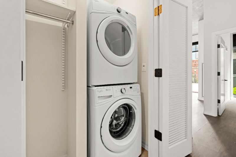 203 W Huron St #916 - Photo 3 of 16