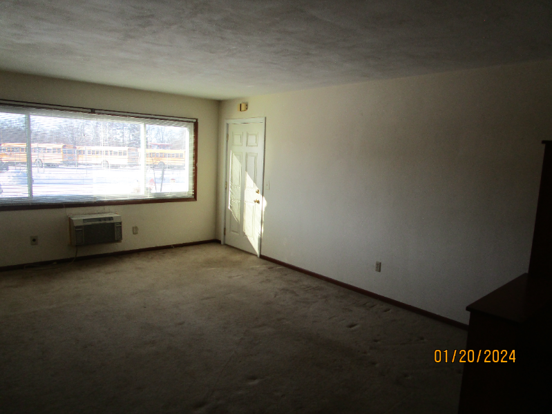 744 N Webb Ave #2 - Photo 3 of 8