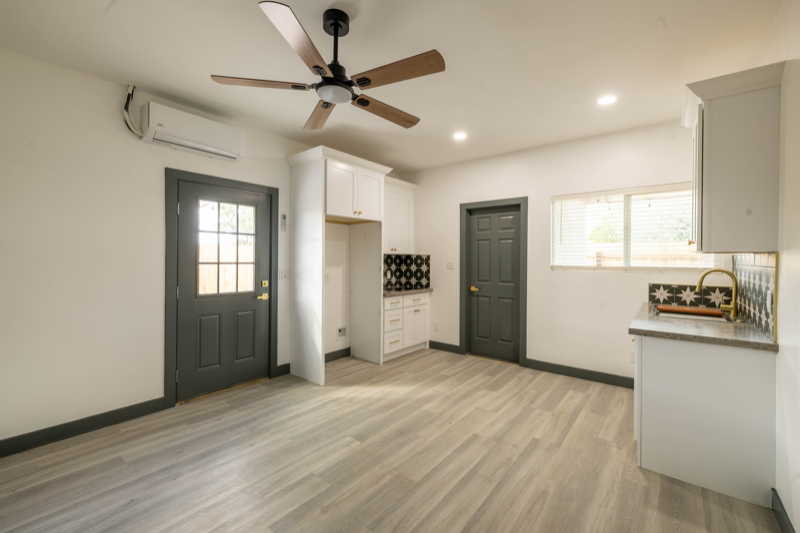 3925 Verdugo Ln #3 - Photo 4 of 5