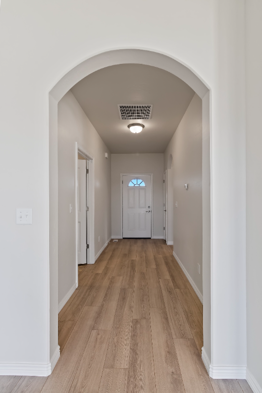 1183 White Birch Ave - Photo 3 of 13