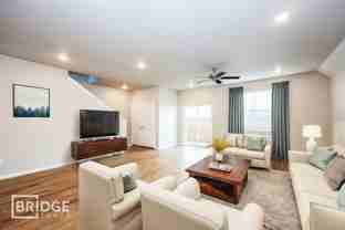 1008 E Golden Ln - Photo 1 of 1