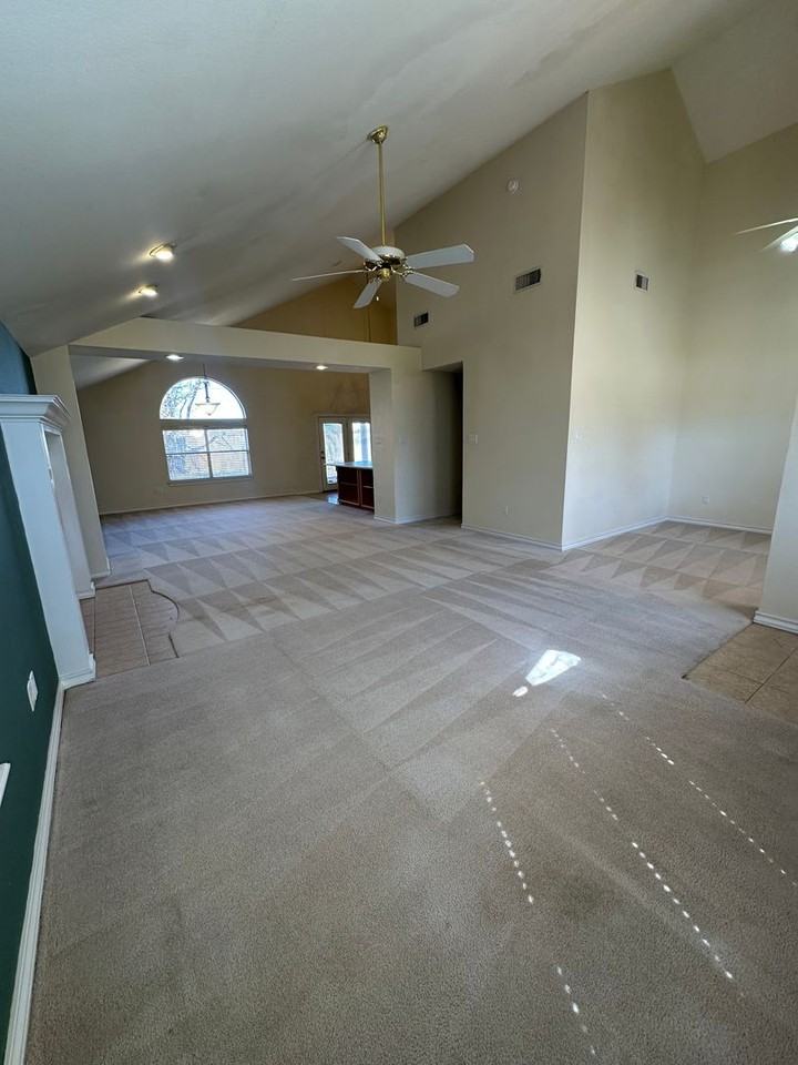 3804 Benjamin Davis Dr - Photo 4 of 23