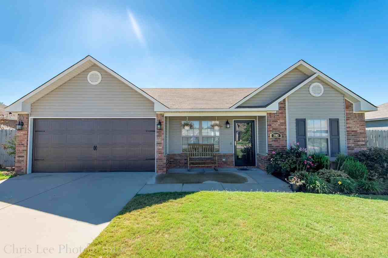 3103 Sw Greensprings Rd - Photo 2 of 13