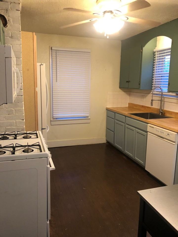 502 E 13th St - Photo 2 of 12