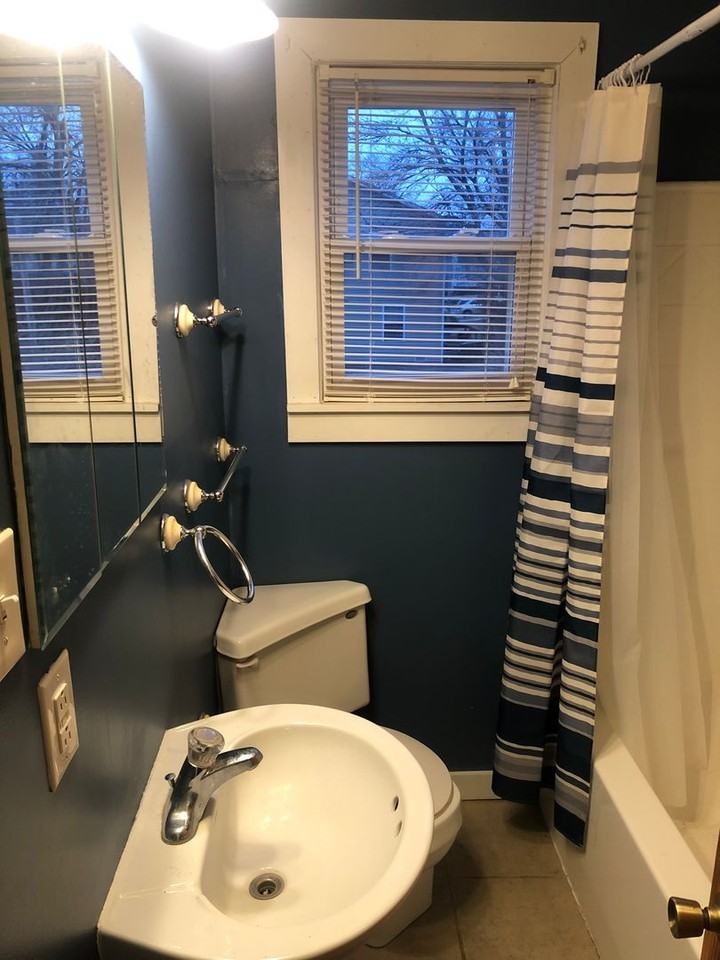 502 E 13th St - Photo 6 of 12