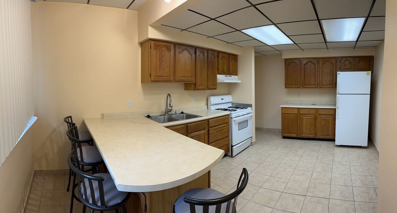 103 Howard St - Photo 3 of 8