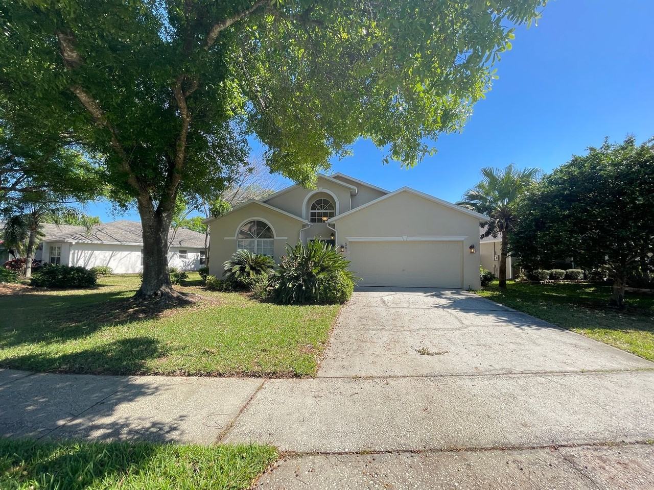 561 Farmingham Ct - Photo 2 of 35