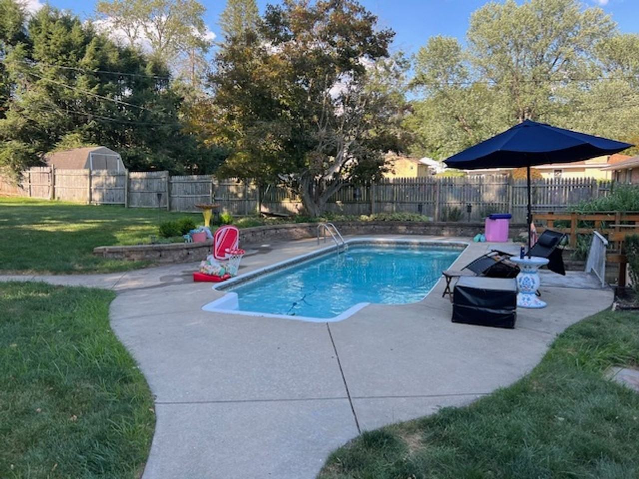 315 Frankland Ave - Photo 2 of 31