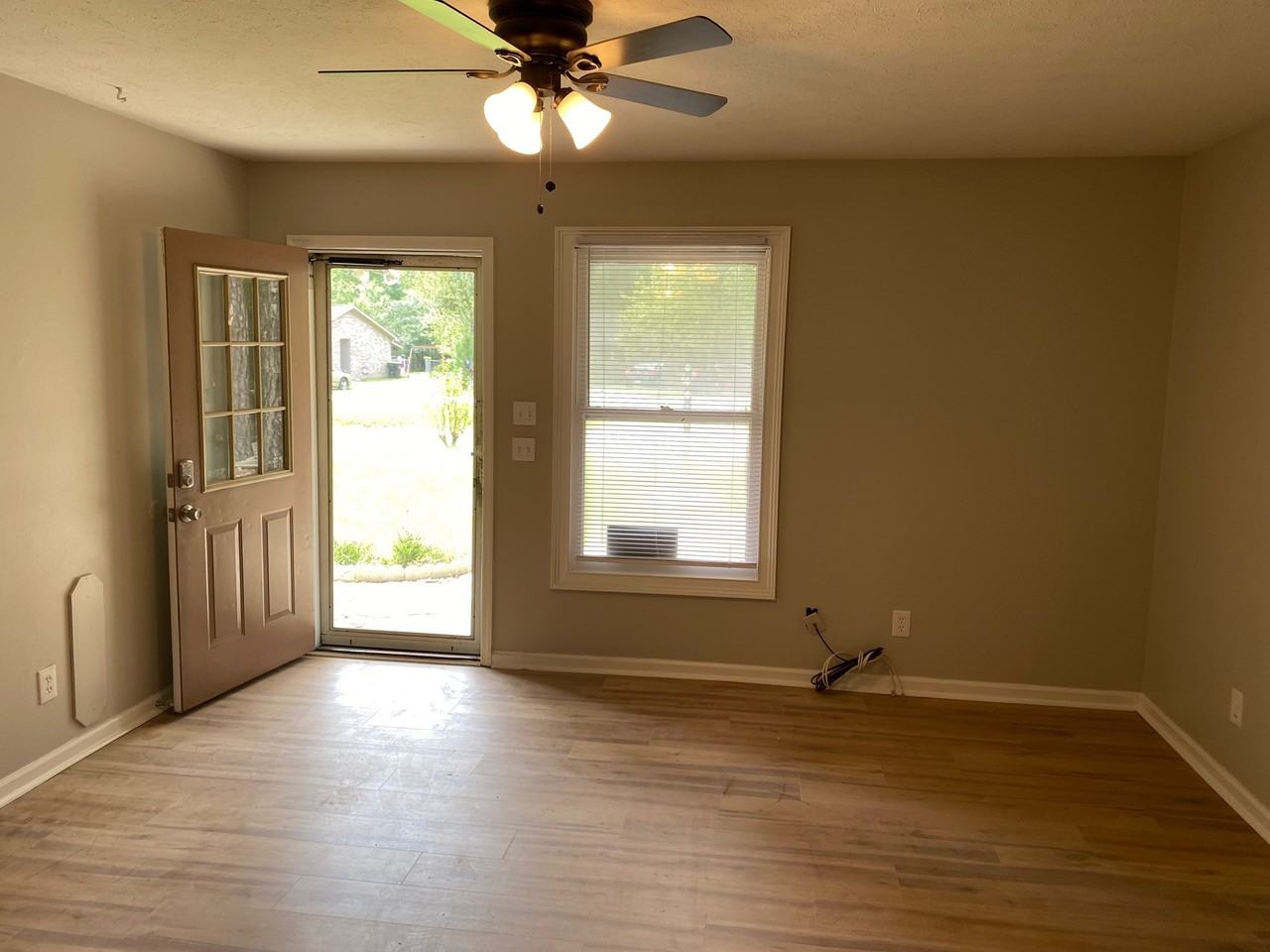 4036 Shipyard Walk #B - Photo 2 of 20