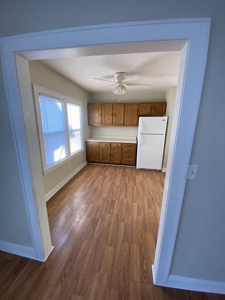 1915 W Locust St #NA - Photo 3 of 5