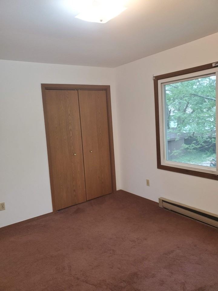 510 W Daisy Pl #2 - Photo 2 of 13
