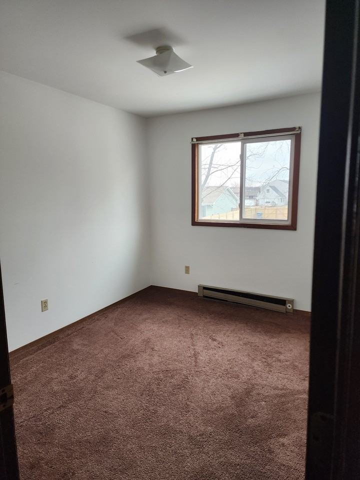 510 W Daisy Pl #2 - Photo 5 of 13
