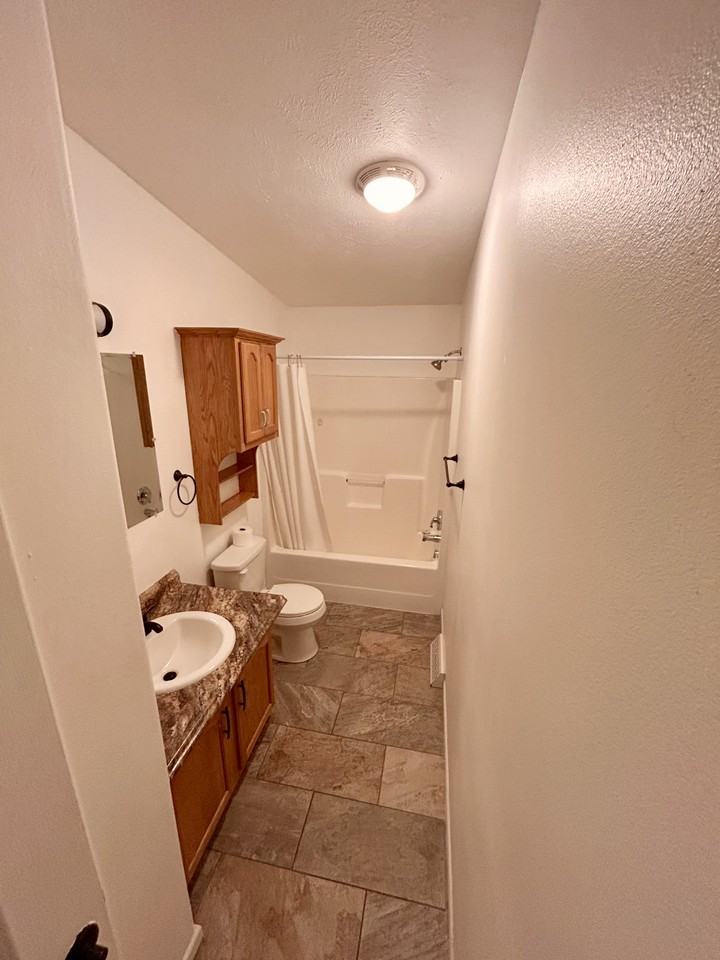 295 W Coral Dr #NA - Photo 6 of 9