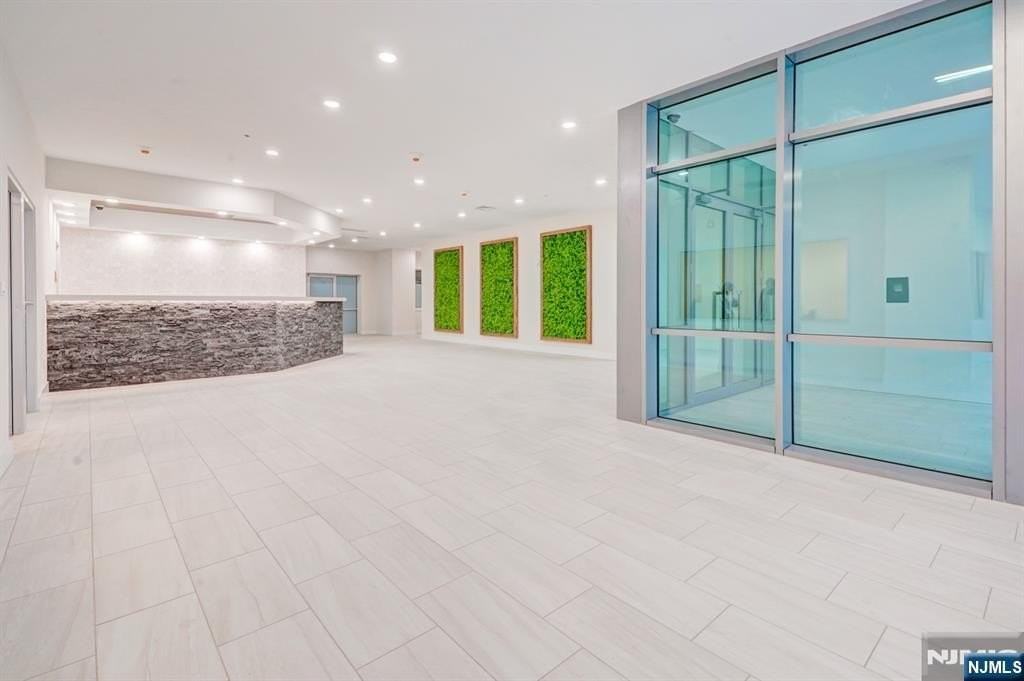 69 Main St - Photo 7 of 13