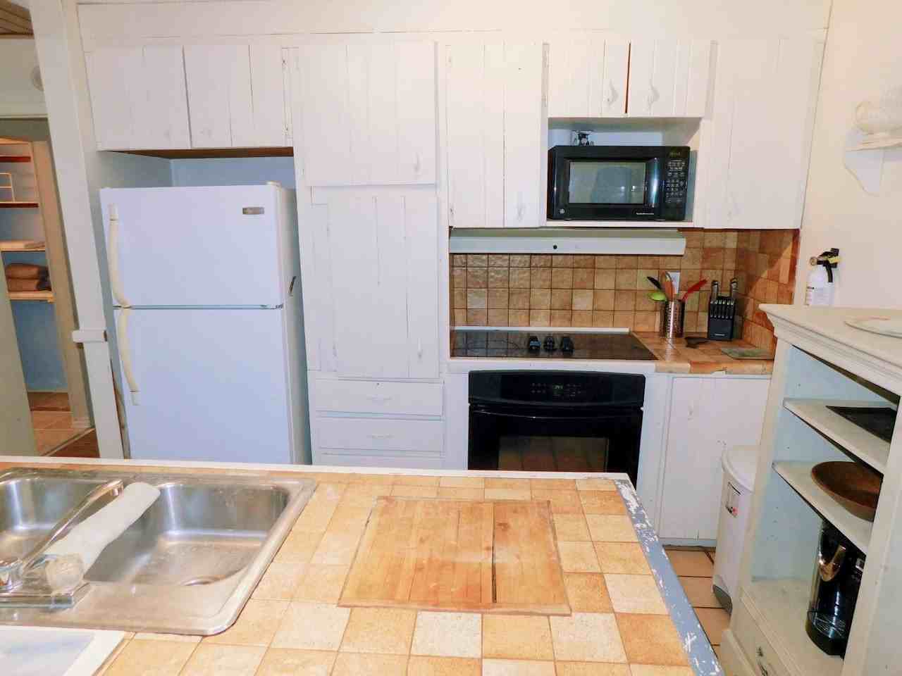 1 East Ln - Photo 5 of 29