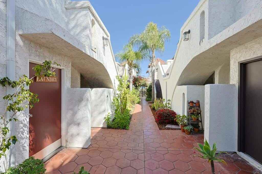 3775 Boundary St - Photo 3 of 27