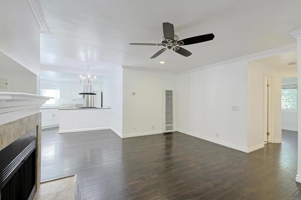 3775 Boundary St - Photo 5 of 27