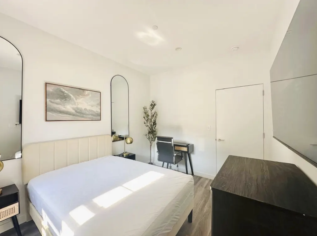 287 Vanderbilt Street ##697 - Photo 2 of 9