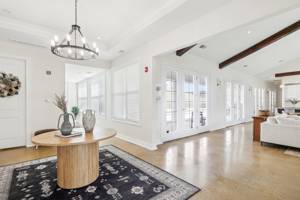 featured image of 350 Sycamore Ln