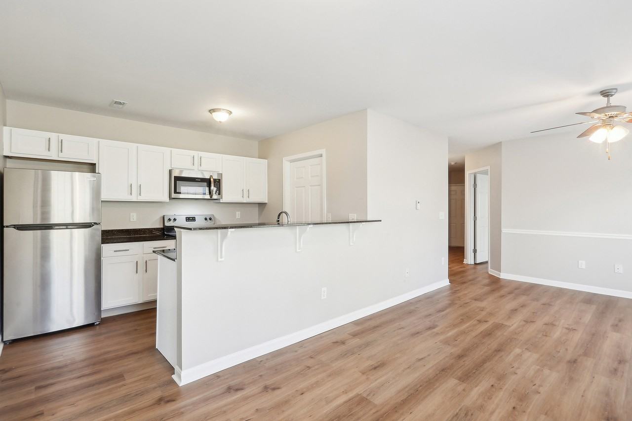 Water's Bend - Photo 7 of 32