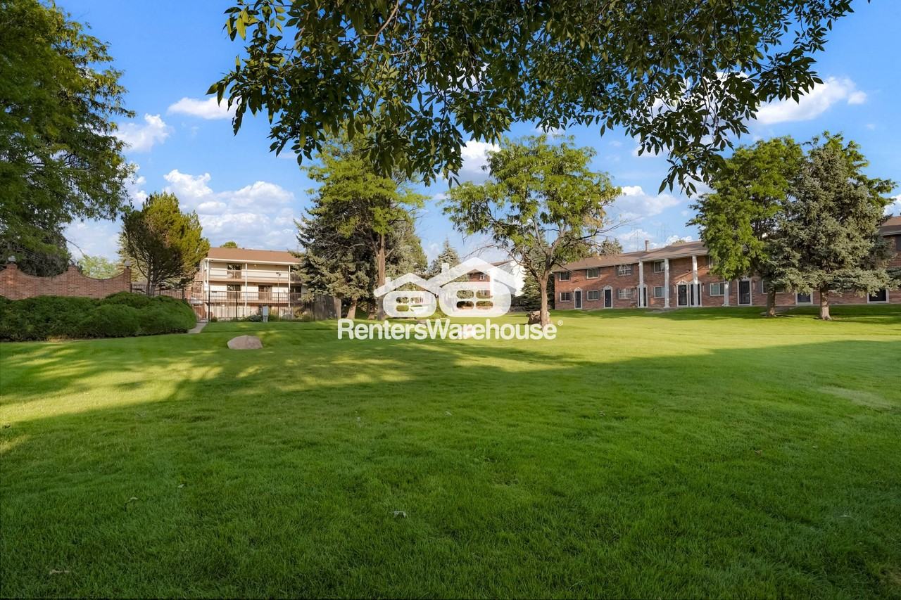 13980 E Utah Cir - Photo 2 of 23