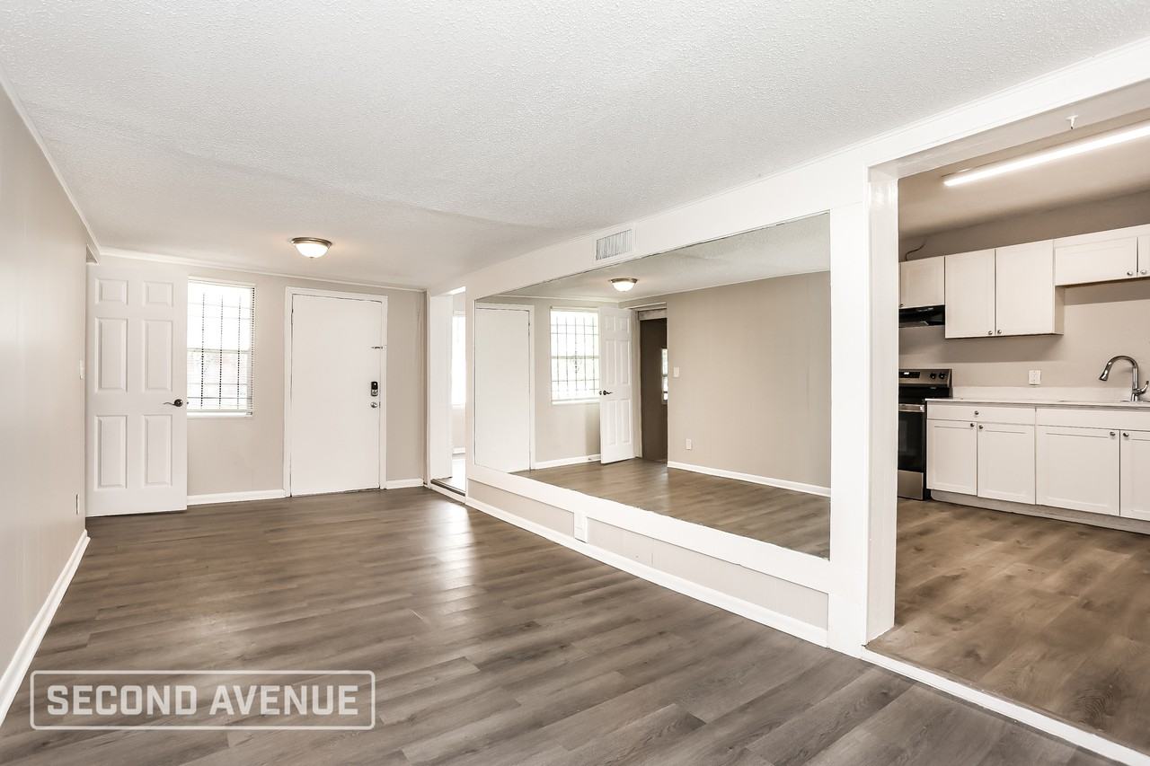 1923 Forest Hills Rd - Photo 7 of 27