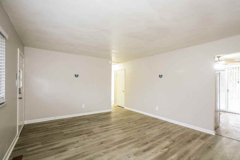51 N Galeston Ave - Photo 3 of 16