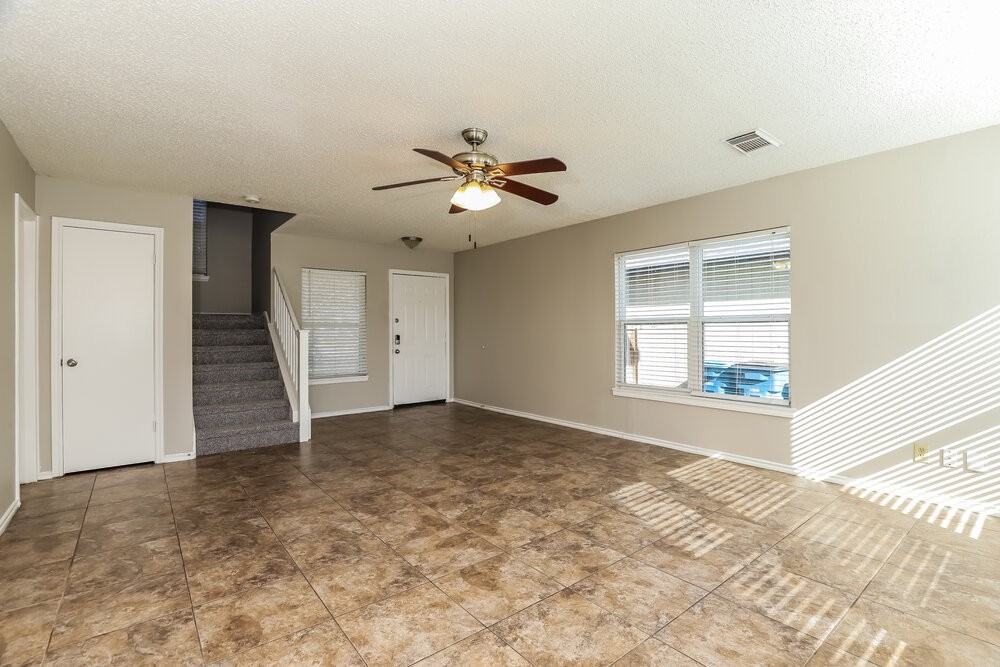 8320 Morning Grove Dr - Photo 5 of 17