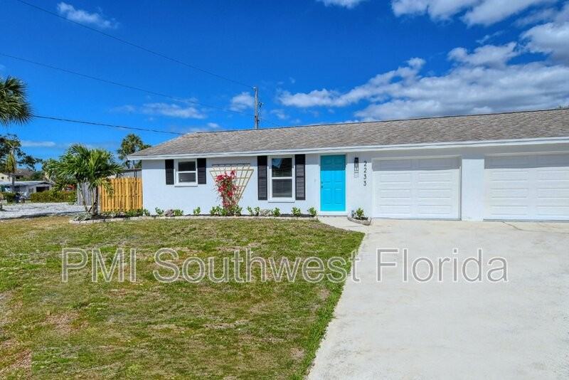 2233 Michele Dr - Photo 6 of 44