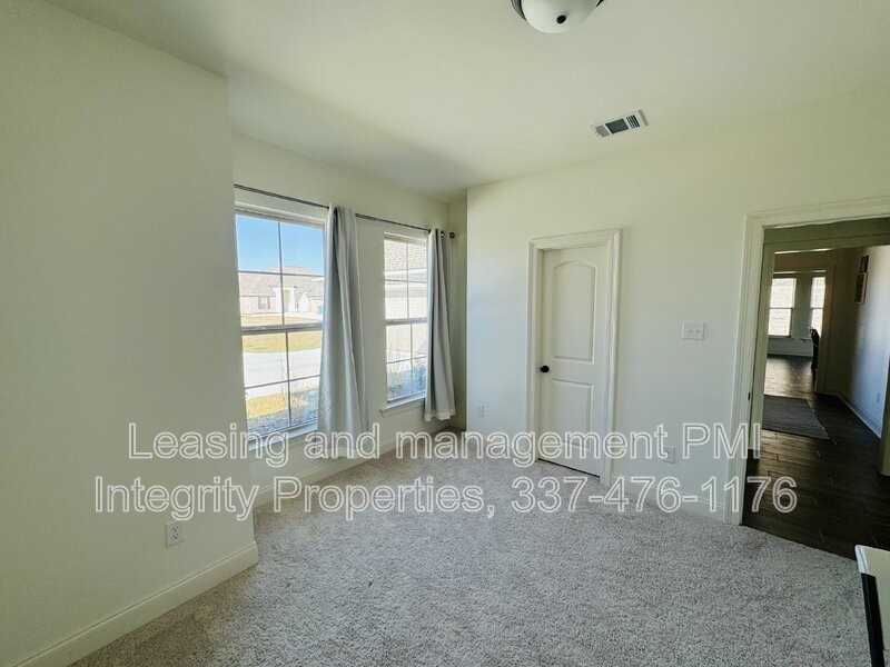 117 Preston Rose Ln - Photo 2 of 25