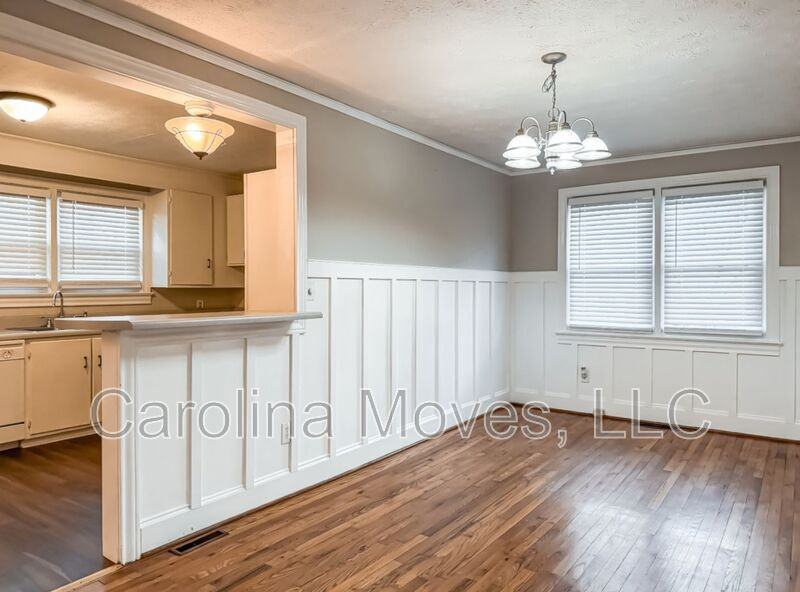 303 E A Ave - Photo 5 of 11