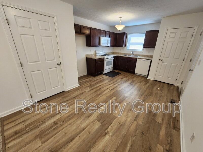 2302 S 19th St - Photo 3 of 10