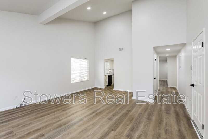 93 Monasterio Ct - Photo 3 of 20