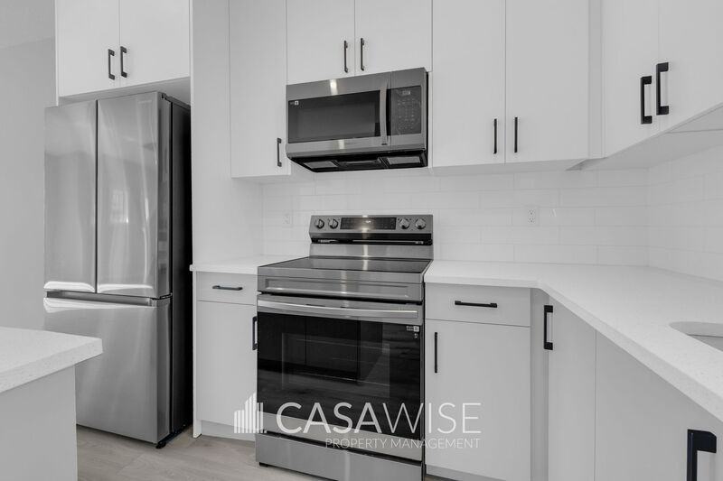 6228 Hampton Gray Ave Nw #MAIN - Photo 3 of 27