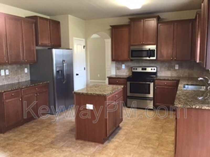 6017 Reynolds Cir - Photo 6 of 21
